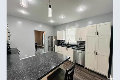 1300 Lincoln Street, Eldorado, IL 62930 - Photo 15