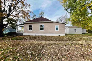 1300 Lincoln St, Eldorado, IL 62930 - Photo 9