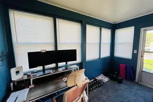 734 S McKinley St, Harrisburg, IL 62946 - Photo 31