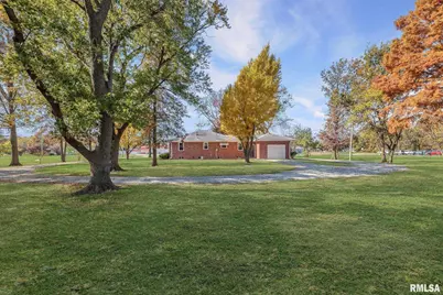 503 Airport Road, Centralia, IL 62801 - Photo 9