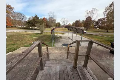 507 Wortby Street, Odin, IL 62870 - Photo 5