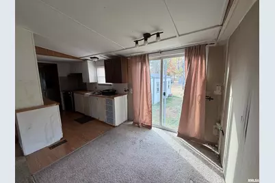 507 Wortby Street, Odin, IL 62870 - Photo 7