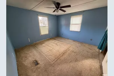 507 Wortby Street, Odin, IL 62870 - Photo 9