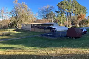 557 Twin Oaks Dr, Cobden, IL 62920 - Photo 3