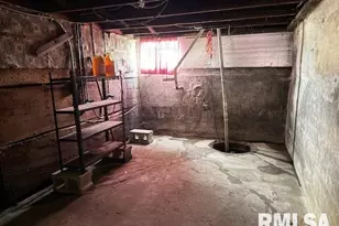 121 N 9th St, Herrin, IL 62948 - Photo 27