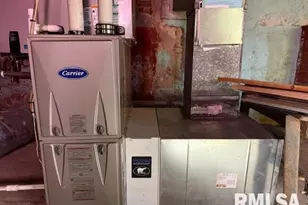 121 N 9th St, Herrin, IL 62948 - Photo 25