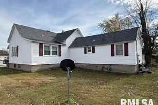 121 N 9th St, Herrin, IL 62948 - Photo 31