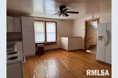 121 N 9th Street, Herrin, IL 62948 - Photo 5