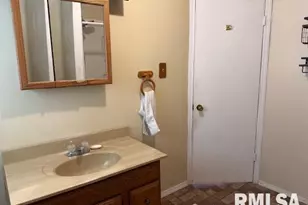 121 N 9th St, Herrin, IL 62948 - Photo 19