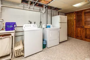 402 Main St, Brighton, IL 62817 - Photo 35