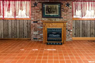 402 Main St, Brighton, IL 62817 - Photo 37