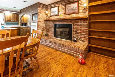 402 Main Street, Brighton, IL 62817 - Photo 15