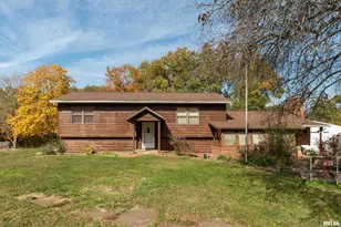 402 Main St, Brighton, IL 62817 - Photo 3