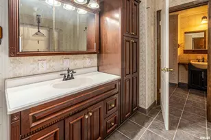 402 Main St, Brighton, IL 62817 - Photo 25