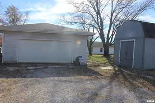 3287 Selmaville Rd Rd, Salem, IL 62881 - Photo 3