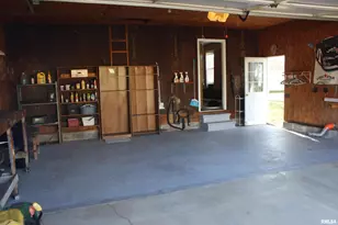 3287 Selmaville Rd Rd, Salem, IL 62881 - Photo 7