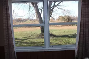 3287 Selmaville Rd Rd, Salem, IL 62881 - Photo 9