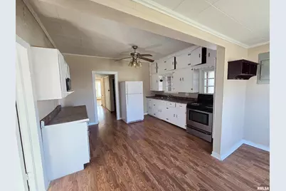 900 S 16th Street, Herrin, IL 62948 - Photo 7