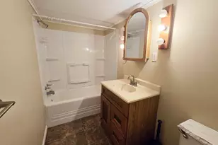 900 S 16th St, Herrin, IL 62948 - Photo 21