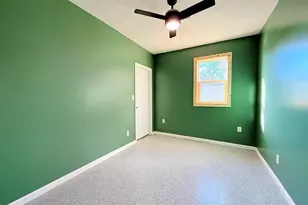 1523 S McKinley St, Harrisburg, IL 62946 - Photo 11