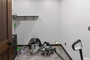 7984 Wilson Rd, Kinmundy, IL 62854 - Photo 13