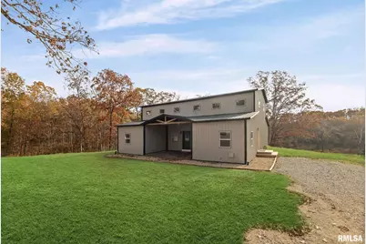 7984 Wilson Road, Kinmundy, IL 62854 - Photo 3