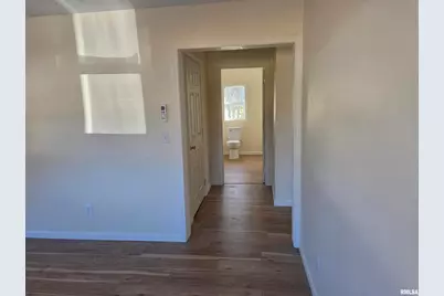 1207 N Market Street, Marion, IL 62959 - Photo 9