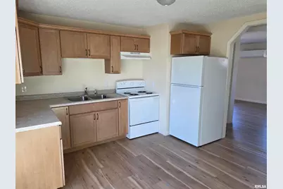 1207 N Market Street, Marion, IL 62959 - Photo 11