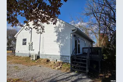 1207 N Market Street, Marion, IL 62959 - Photo 5