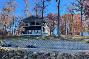 1065 N Lakeshore Dr, Orangeville, IL 62939 - Photo 1