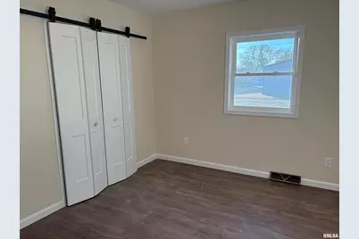 504 Westhaven Drive, Centralia, IL 62801 - Photo 17