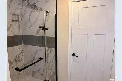 504 Westhaven Drive, Centralia, IL 62801 - Photo 15