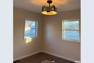 504 Westhaven Drive, Centralia, IL 62801 - Photo 11