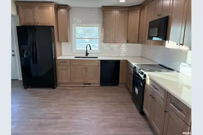 504 Westhaven Drive, Centralia, IL 62801 - Photo 7