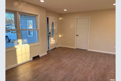 504 Westhaven Drive, Centralia, IL 62801 - Photo 5