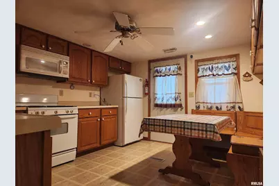 81 Cripple Creek Road, Pinckneyville, IL 62274 - Photo 9