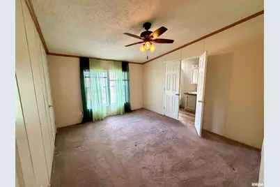 416 W Shirley Lane, Richview, IL 62877 - Photo 9