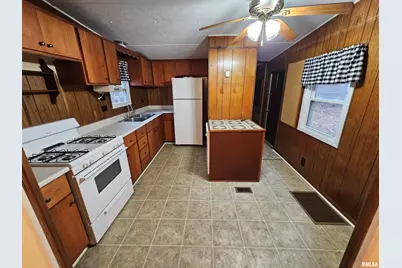 4248 Church Road, Salem, IL 62881 - Photo 11