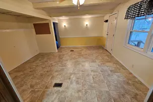 4248 Church Rd, Salem, IL 62881 - Photo 9