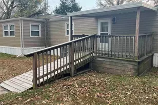 1000 Dover St, Centralia, IL 62801 - Photo 15