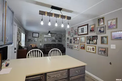 1629 Firewood Lane, Centralia, IL 62801 - Photo 9