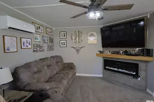 1629 Firewood Ln, Centralia, IL 62801 - Photo 7