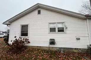 1006 N Garfield St, Marion, IL 62959 - Photo 7