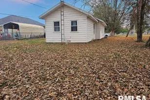 511 N Shelby St, Salem, IL 62881 - Photo 27