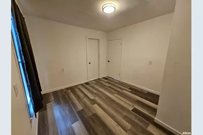 511 N Shelby Street, Salem, IL 62881 - Photo 11