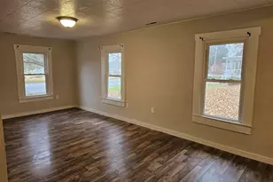 511 N Shelby St, Salem, IL 62881 - Photo 23