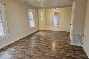 511 N Shelby St, Salem, IL 62881 - Photo 29