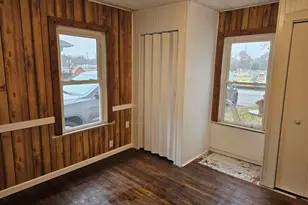 511 N Shelby St, Salem, IL 62881 - Photo 25