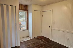 511 N Shelby St, Salem, IL 62881 - Photo 23