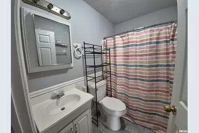 1100 Moore Street, Eldorado, IL 62930 - Photo 9